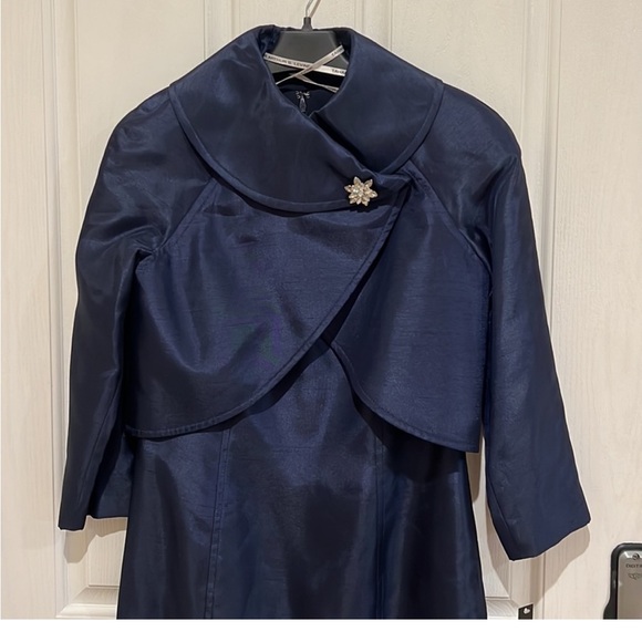 Tahari ASL Women's Wrap Jacket & Dress Suit Set - Picture 3 of 5